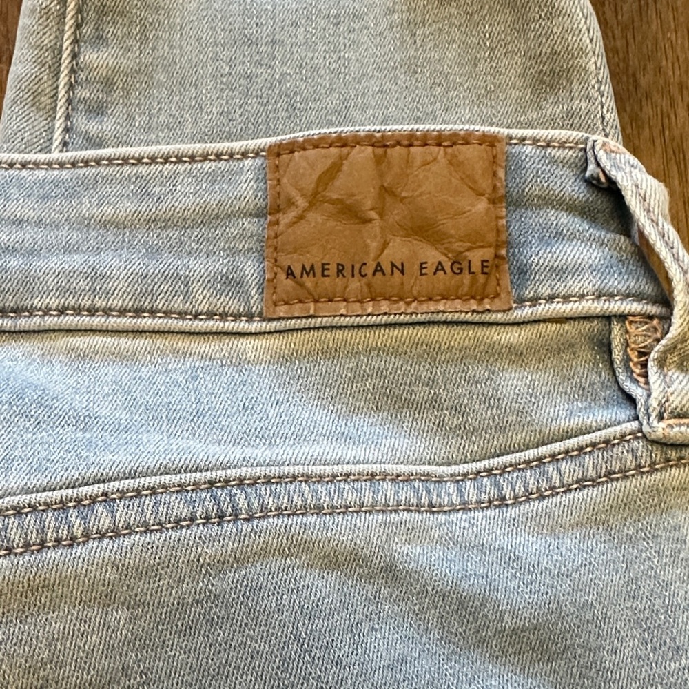 American Eagle Outfitters Distressed Light Blue Skinny Jeans - Picture 8 of 9